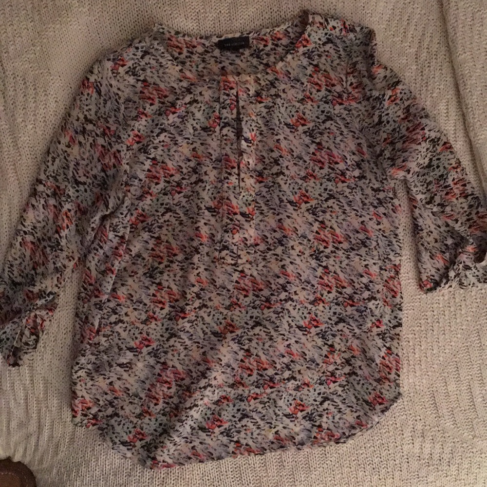 3/4 sleeve shirt
